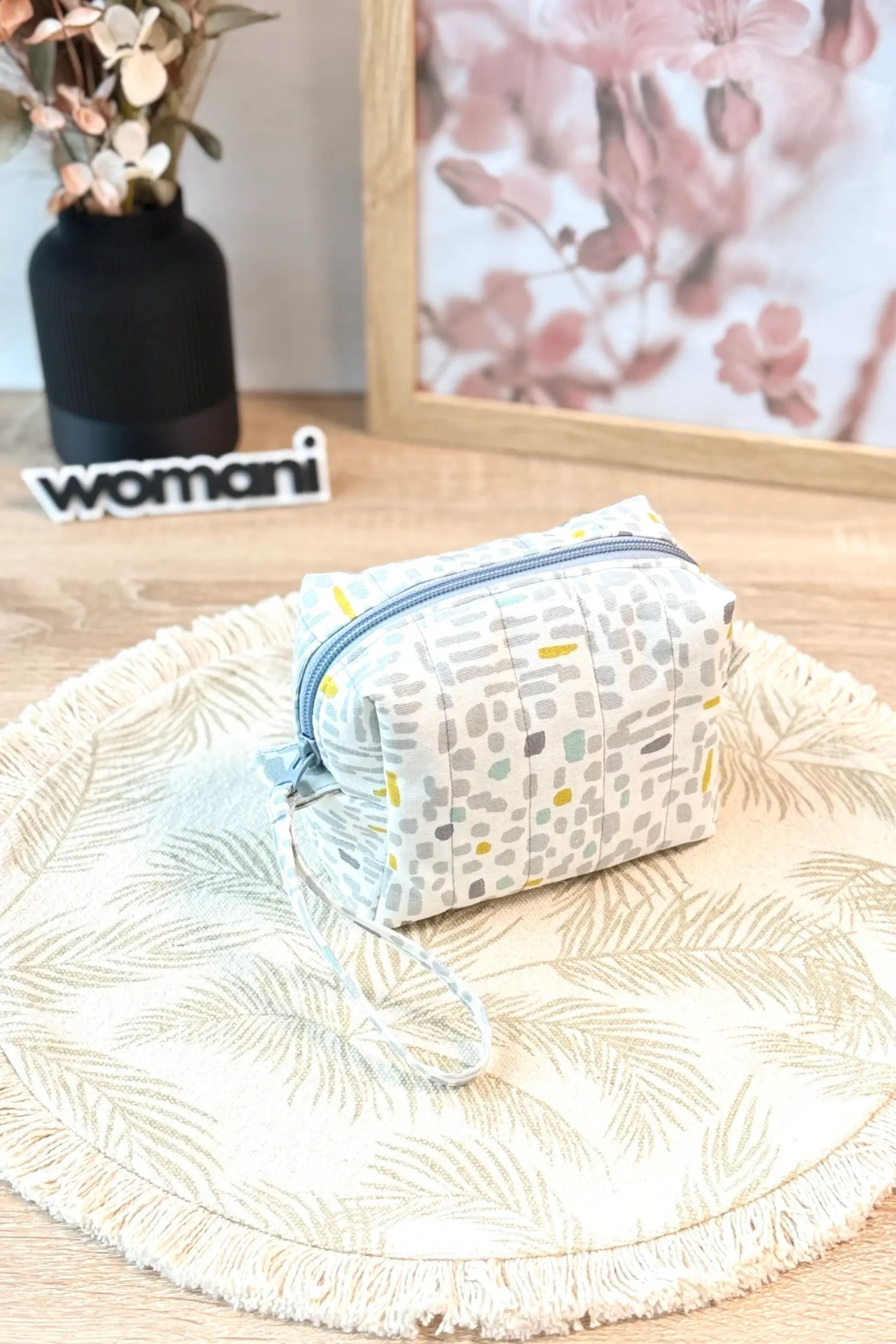 meigikott hallid triibud