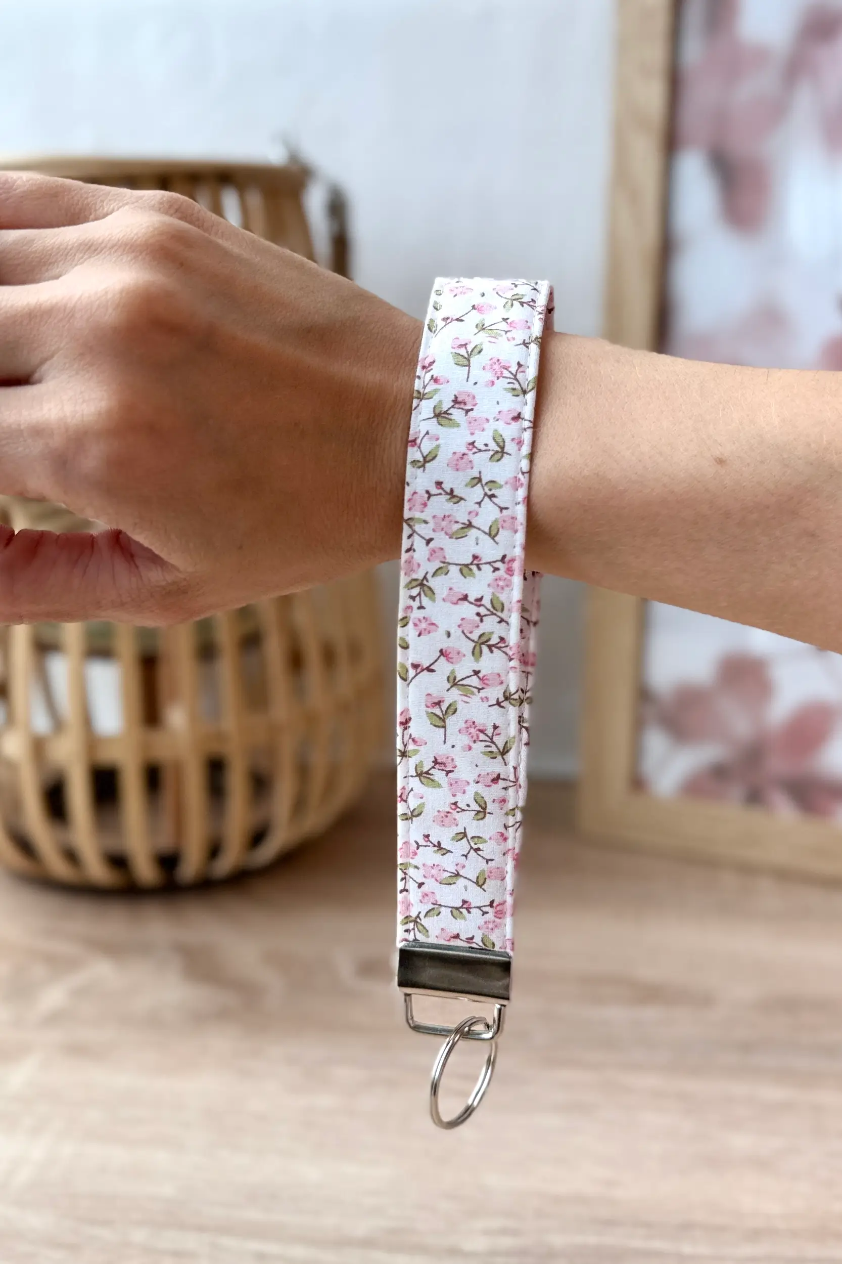 võtmehoidja_roosad_õied