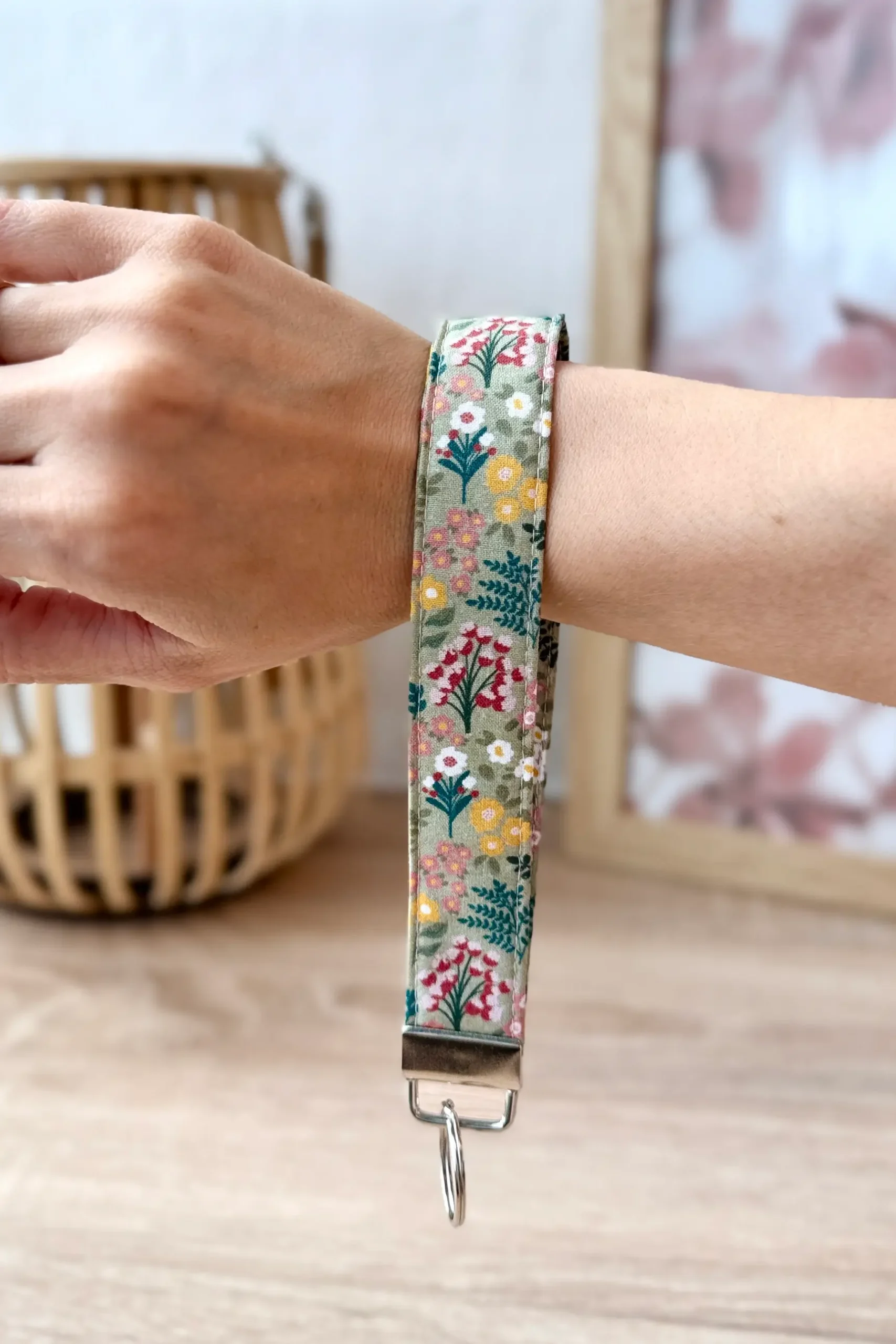 võtmehoidja_lillekimbud