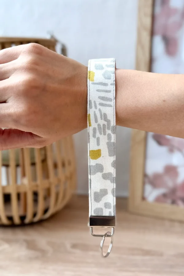 võtmehoidja_triibud