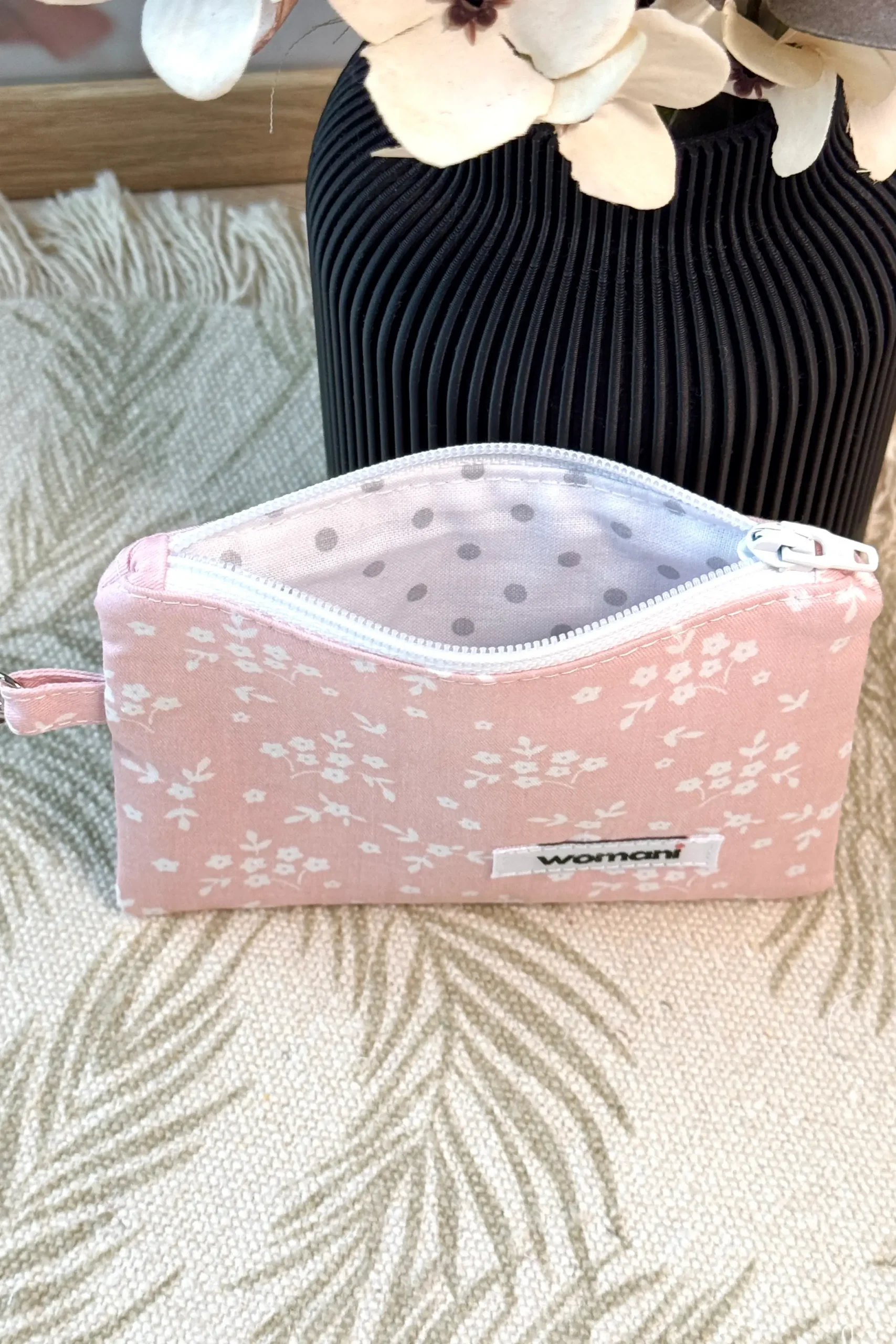 minikott valged õied