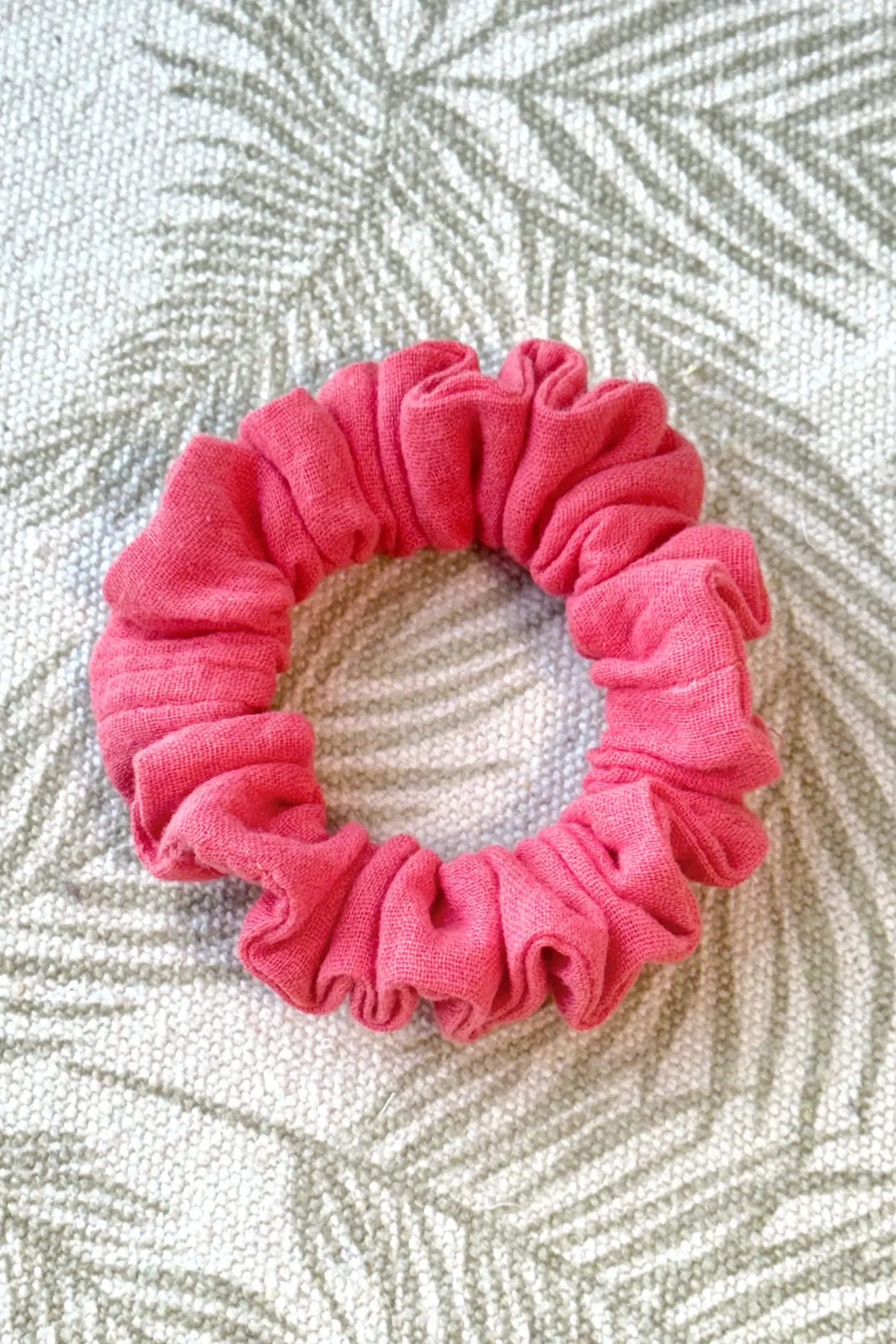 juuksekumm korallroosa s