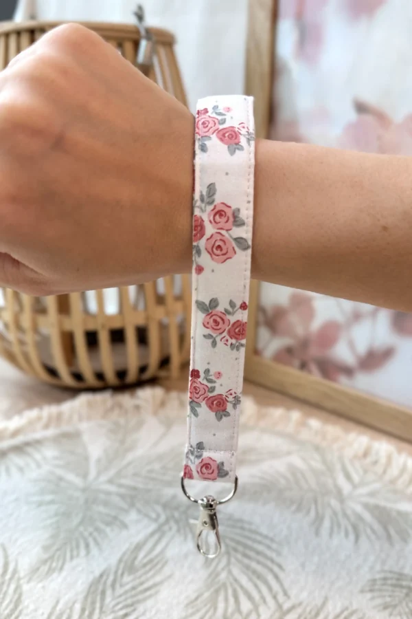 võtmehoidja punased roosid