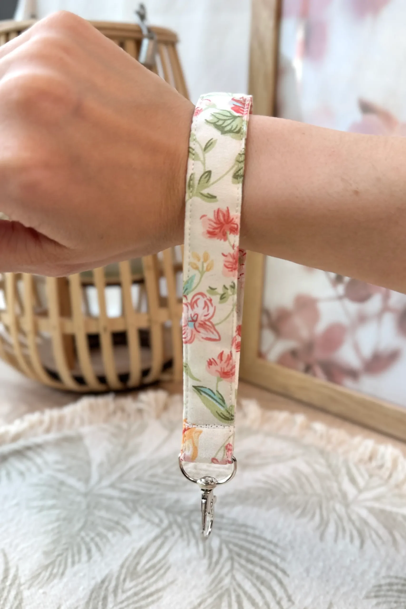 võtmehoidja punased õied