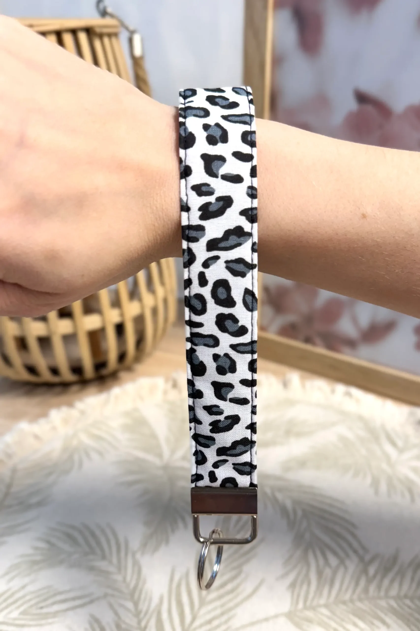 võtmehoidja loomamuster